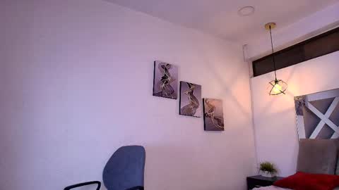Snapshot of rossi_ss1 chatting on 30, 4, 2026 Ross online show from 30, 4, 2026