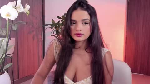 Snapshot of rossth11 chatting on 22, 9, 2025 Im Ross online show from 22, 9, 2025