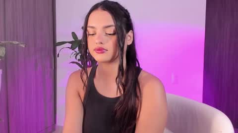 Snapshot of rossth11 chatting on 24, 9, 2025 Im Ross online show from 24, 9, 2025