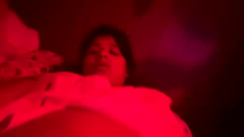 Snapshot of rosvelly8 chatting on 13, 10, 2025 rosvelly8 online show from 13, 10, 2025