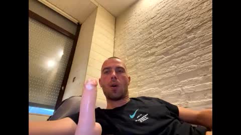 rotteei1 online show from 11, 10, 2025