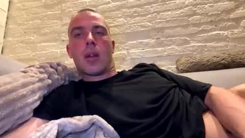 rotteei1 online show from 18, 10, 2025