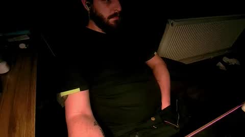 Snapshot of roughwonder chatting on 24, 9, 2025 Luke online show from 24, 9, 2025