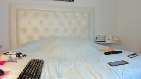 rouse_sexy_hotxx77 online show from 1, 4, 2026