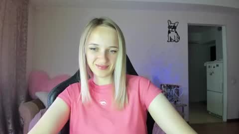 Snapshot of rousereed chatting on 21, 6, 2026 Rouse online show from 21, 6, 2026