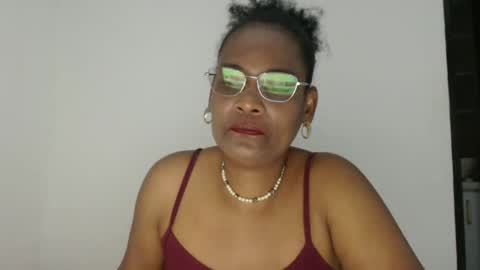 luxa online show from 6, 11, 2025