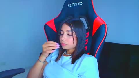 rousse_violet online show from 13, 9, 2025