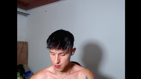 Snapshot of rowanboy23 chatting on 25, 7, 2026 rowanboy23 online show from 25, 7, 2026