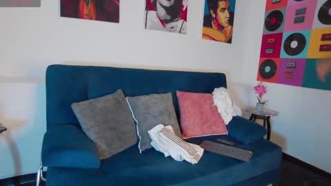 Rowan online show from 15, 10, 2025