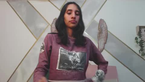   online show from 21, 2, 2025