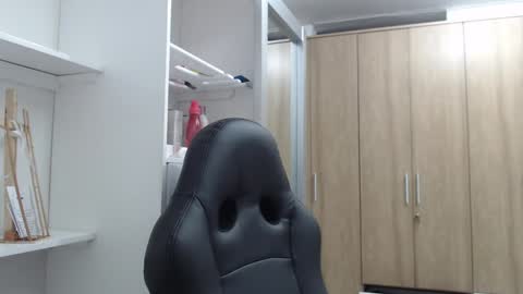 Roxana online show from 11, 1, 2025