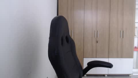 Roxana online show from 3, 4, 2026