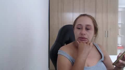 Roxana online show from 19, 4, 2026