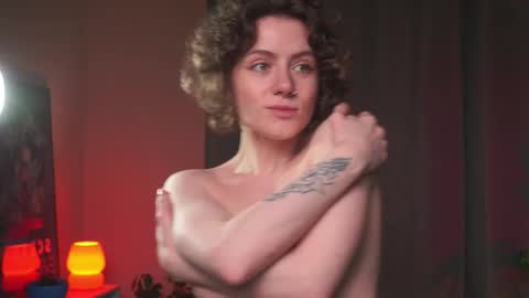 Snapshot of roxannabrik chatting on 10, 11, 2025 Roxy online show from 10, 11, 2025