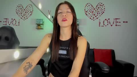 roxanne online show from 10, 3, 2025