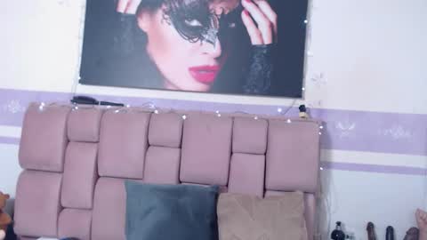 RoxetteMature online show from 12, 11, 2025