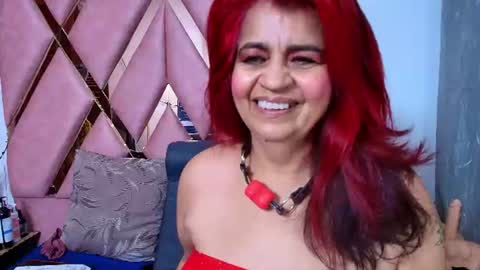Snapshot of roxettemature chatting on 14, 7, 2026 RoxetteMature online show from 14, 7, 2026