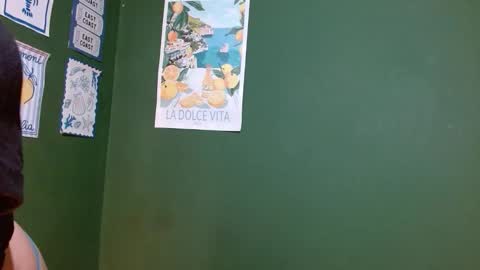 Snapshot of roxiehood chatting on 10, 2, 2026 Roxie online show from 10, 2, 2026