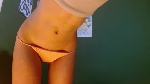 Snapshot of roxiehood chatting on 13, 2, 2026 Roxie online show from 13, 2, 2026