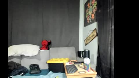 roxihazeleyes online show from 12, 5, 2026