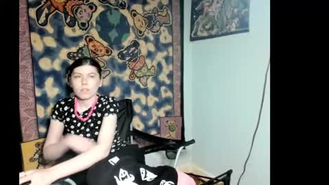 roxihazeleyes online show from 2, 7, 2026