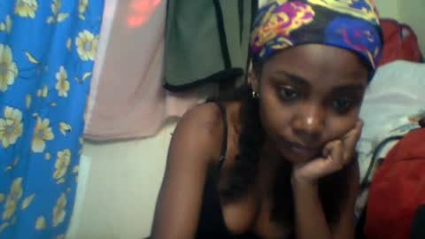 Snapshot of roxilita chatting on 7, 7, 2026 Roxilita online show from 7, 7, 2026