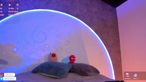 Snapshot of roxxxevelvet chatting on 21, 2, 2025 Roxx IG online show from 21, 2, 2025