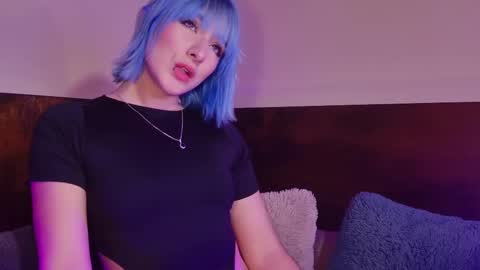 Snapshot of roxxxevelvet chatting on 14, 9, 2025 Roxx IG online show from 14, 9, 2025