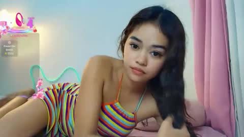 Snapshot of roxxy_blossom chatting on 11, 5, 2026 roxxy_blossom online show from 11, 5, 2026