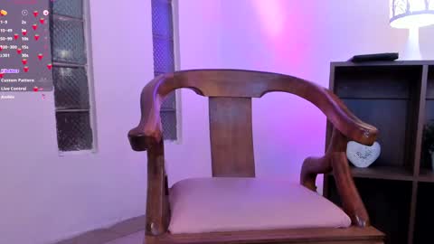 Snapshot of roxxy_mora chatting on 7, 12, 2024 Roxxy online show from 7, 12, 2024