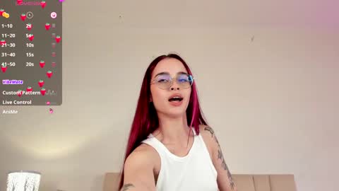 Snapshot of roxxy_mora chatting on 11, 12, 2024 Roxxy online show from 11, 12, 2024
