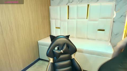 Roxy online show from 23, 3, 2026