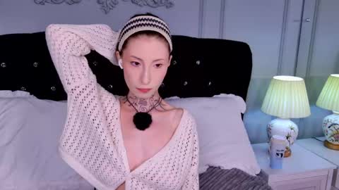 roxanne online show from 18, 5, 2026
