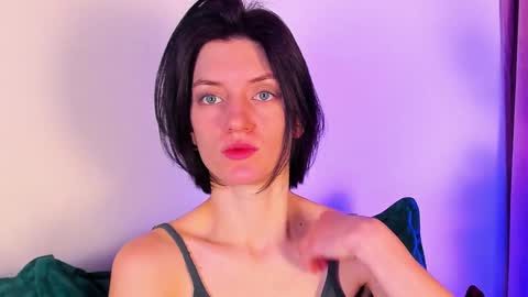 roxy_riot_ online show from 9, 2, 2025