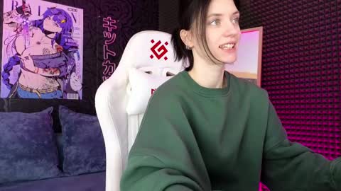 roxy_riot_ online show from 2, 3, 2025