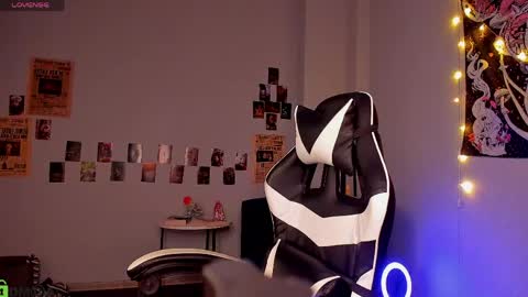 Roxy GMT2 Mon 10 AM - 4 PMTue 10 AM - 4 PM Wed 10 AM - 4 PM Sat 10 AM - 4 PM Sun 10 AM - 4 PM. online show from 4, 4, 2026