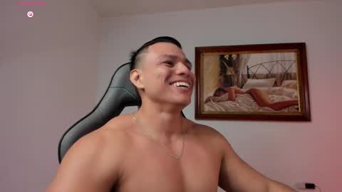 Snapshot of roy__constance chatting on 15, 5, 2026 Roy Constance online show from 15, 5, 2026