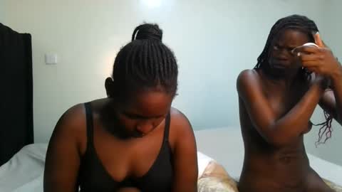 Snapshot of royal_goddes chatting on 28, 5, 2026 goddes online show from 28, 5, 2026