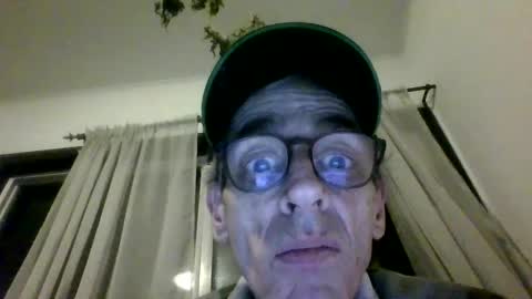 Snapshot of royboy2561 chatting on 5, 10, 2025 Roy Murrin online show from 5, 10, 2025