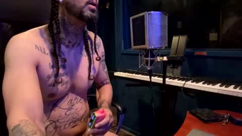 Richhancocc online show from 16, 4, 2026