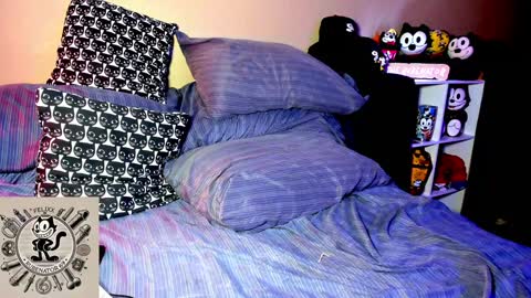 Snapshot of rubenator69 chatting on 17, 1, 2025 Ruben online show from 17, 1, 2025