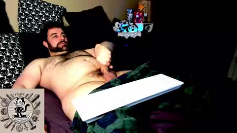 Snapshot of rubenator69 chatting on 1, 10, 2025 Ruben online show from 1, 10, 2025