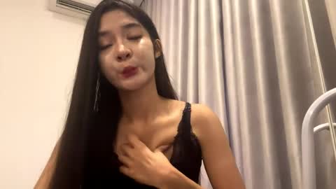 rubycrumbell online show from 18, 5, 2026