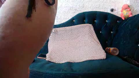 Snapshot of rubyemerald_ chatting on 6, 2, 2025 rubyemerald_ online show from 6, 2, 2025