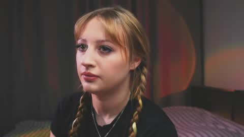 Mila online show from 3, 4, 2026