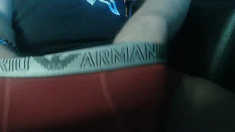 Chico que rico Caliente online show from 24, 1, 2025