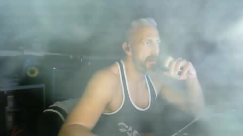 Chico que rico Caliente online show from 22, 2, 2025