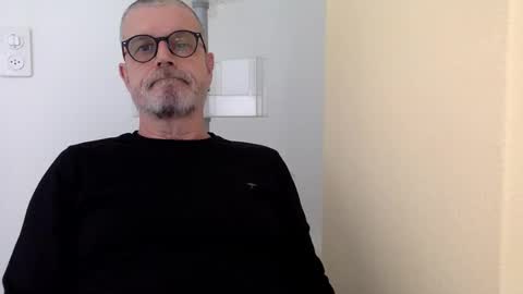 Snapshot of ruk_ri913mn chatting on 6, 1, 2025 Jimi online show from 6, 1, 2025