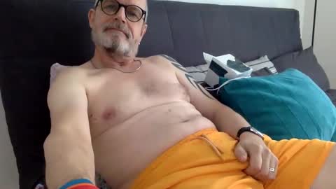 Snapshot of ruk_ri913mn chatting on 20, 2, 2025 Jimi online show from 20, 2, 2025