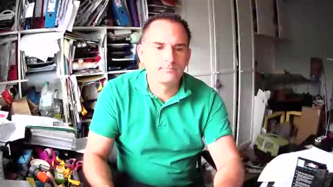 Snapshot of runner1978 chatting on 25, 9, 2025 runner1978 online show from 25, 9, 2025